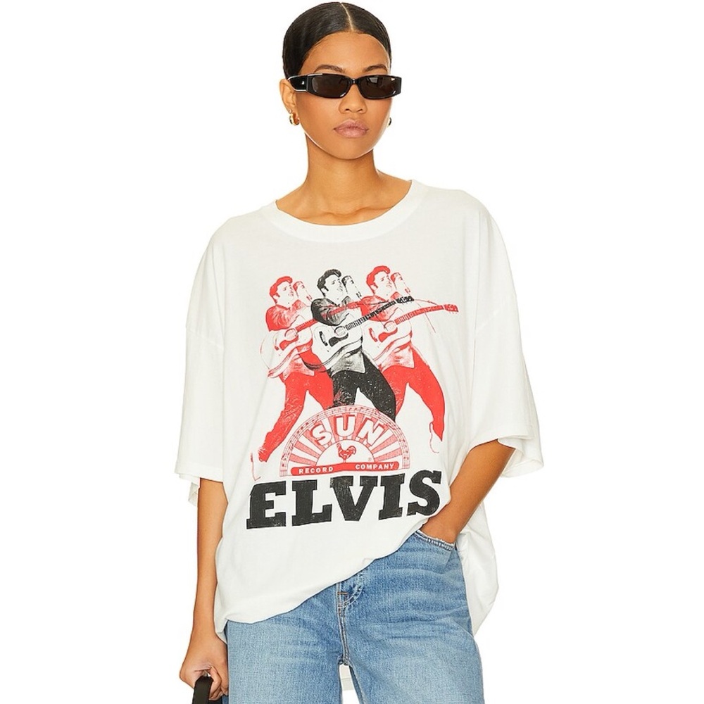 NWOT Daydreamer Elvis Sun Records Repeat Tee Graphic Tshirt in Soft White